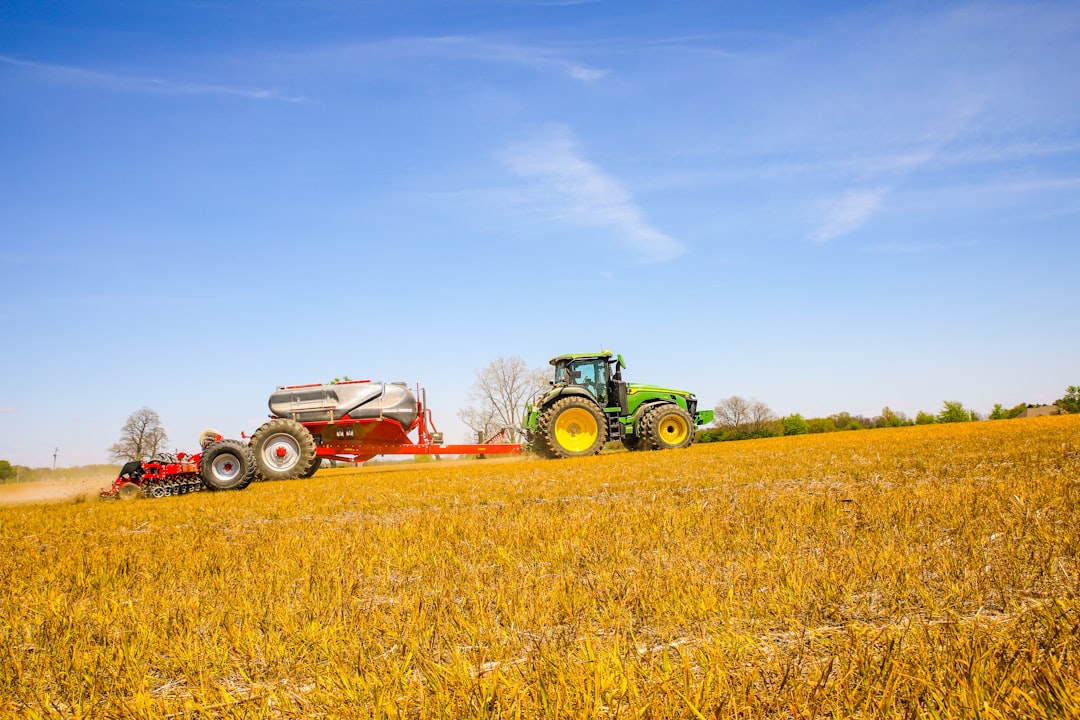 Tractor & Trailer Washing: Why Regular Cleaning Prevents Costly Repairs